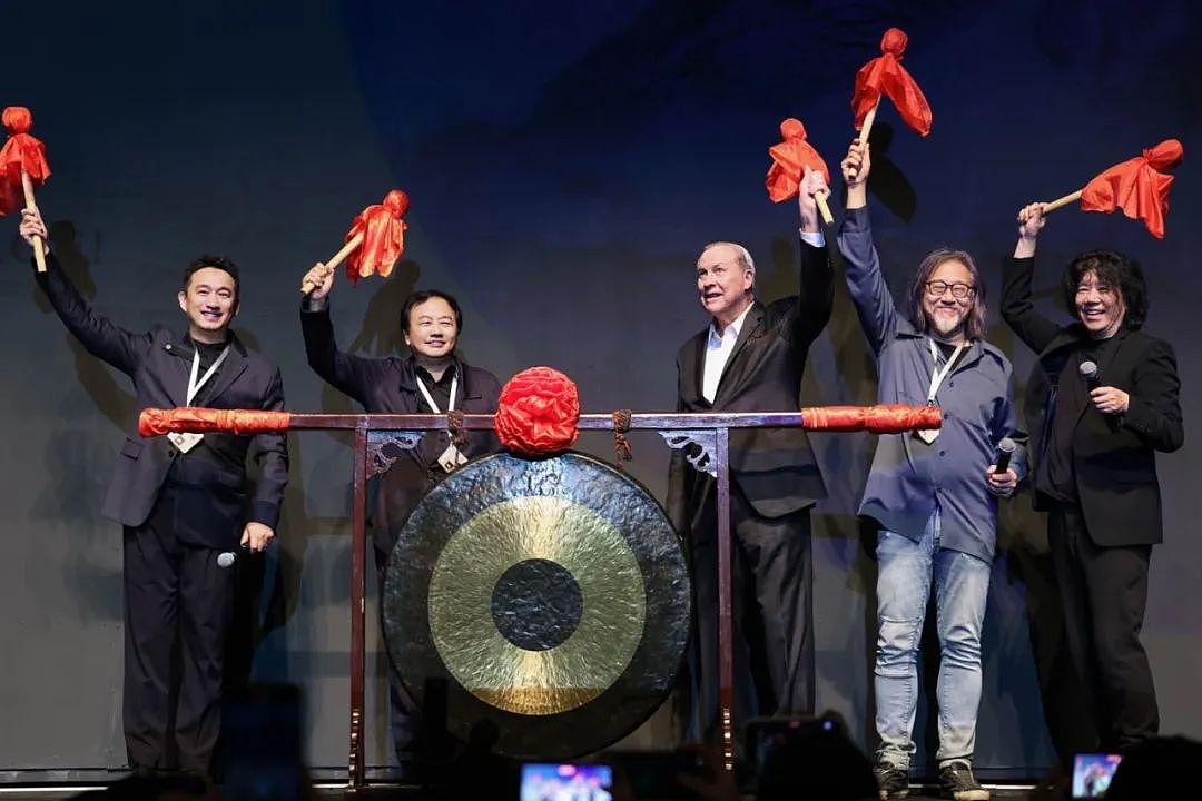 消息传来！著名导演在家中去世（组图） - 2