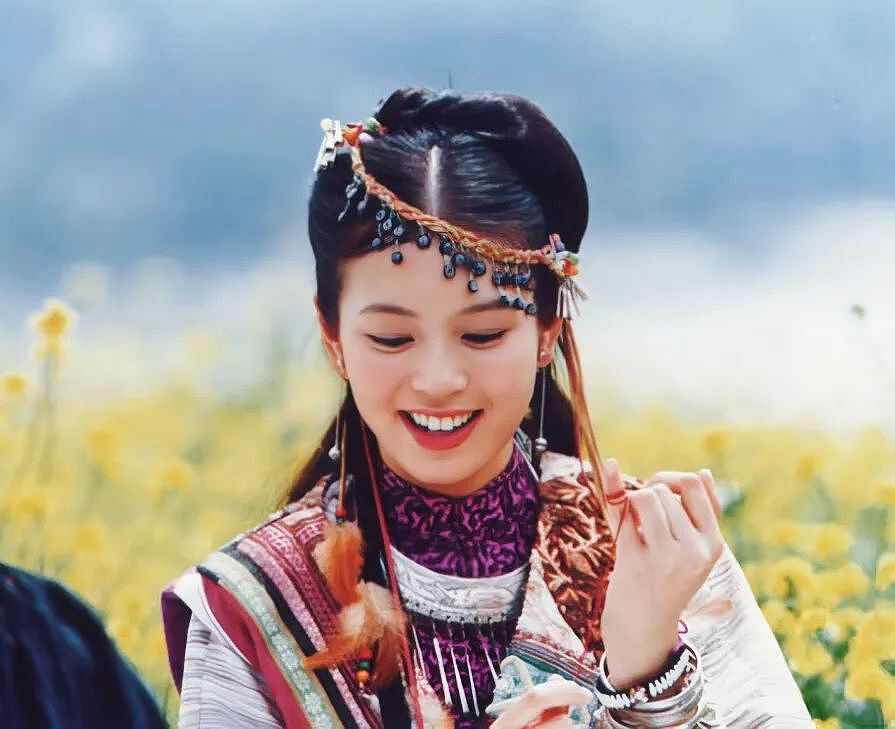 突然官宣结婚！连孩子都有了！被阮经天毁掉事业、遭导演当众扒衣，如今37岁的她活成了这样...（组图） - 1
