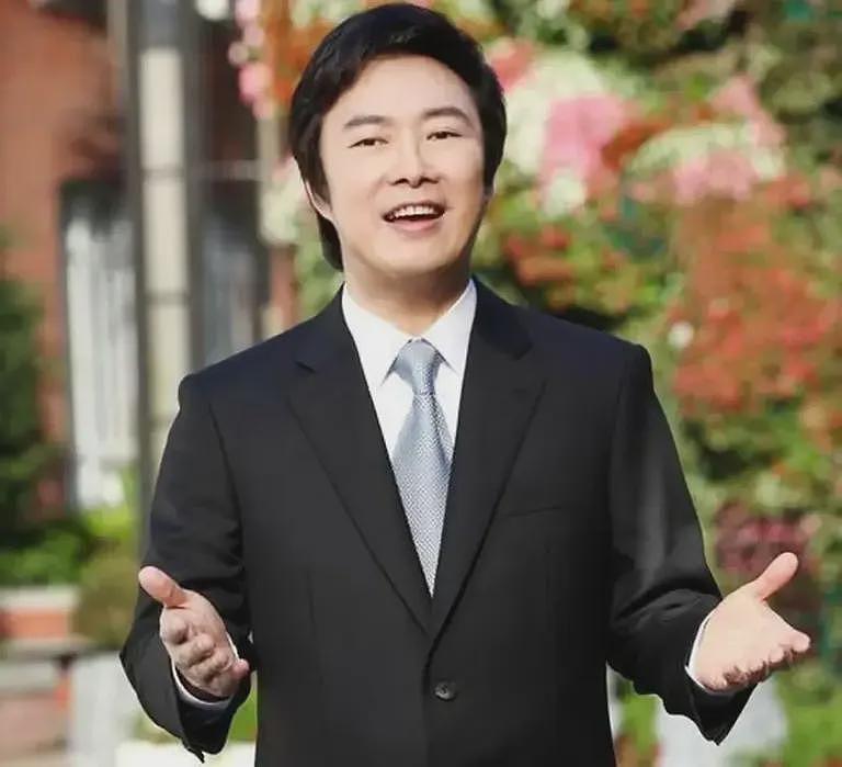 70岁费玉清:因她终生不婚,和56岁闺蜜一起养老(组图) - 14