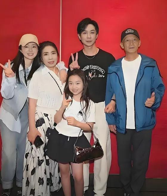 董璇张维伊因结账争吵！朋友倒油大男子主义，李维嘉吐槽爱面子（组图） - 28