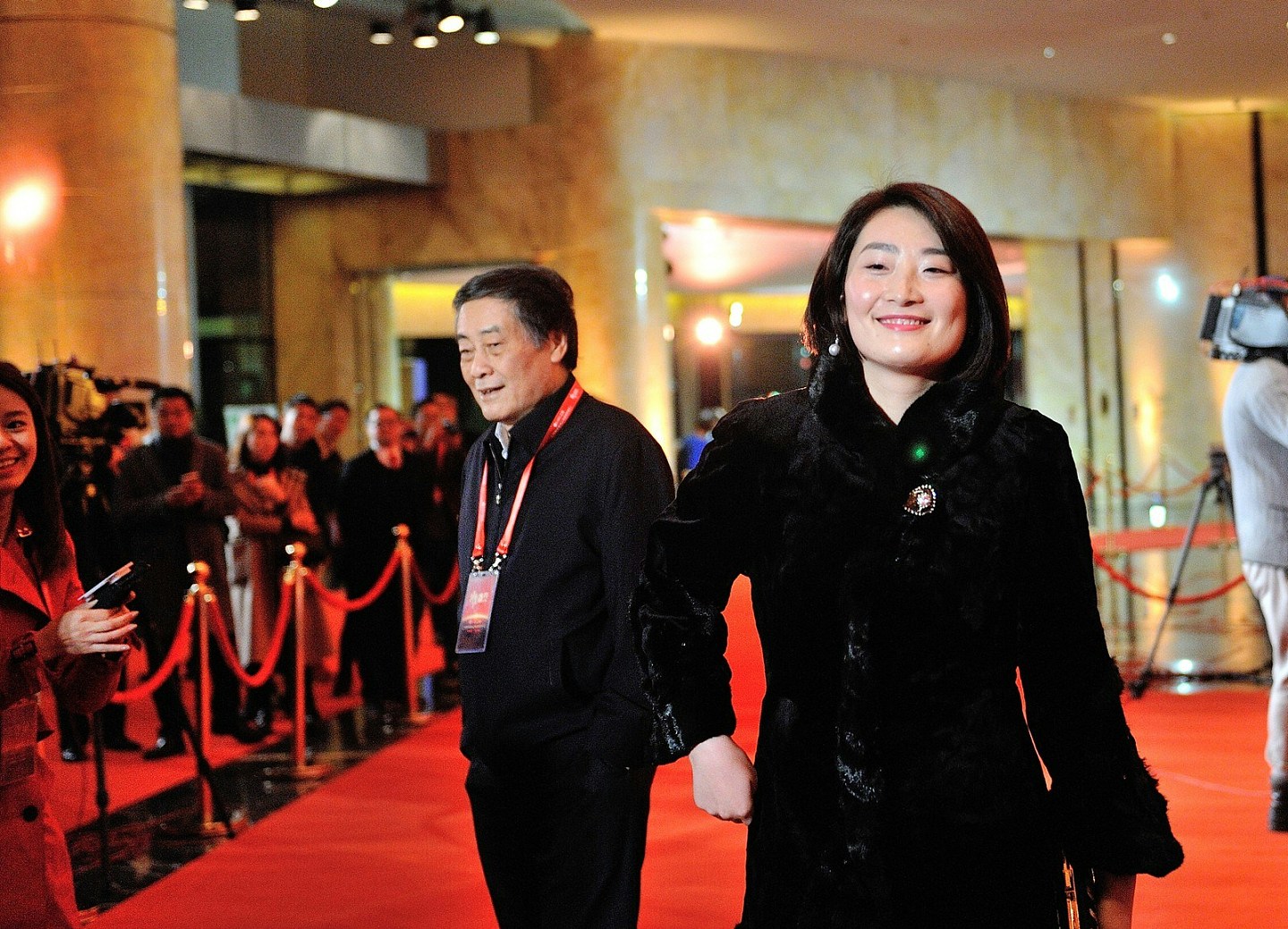 娃哈哈争产:同父异母3弟妹称持父手写指示,称各获信托7亿美金(组图) - 5