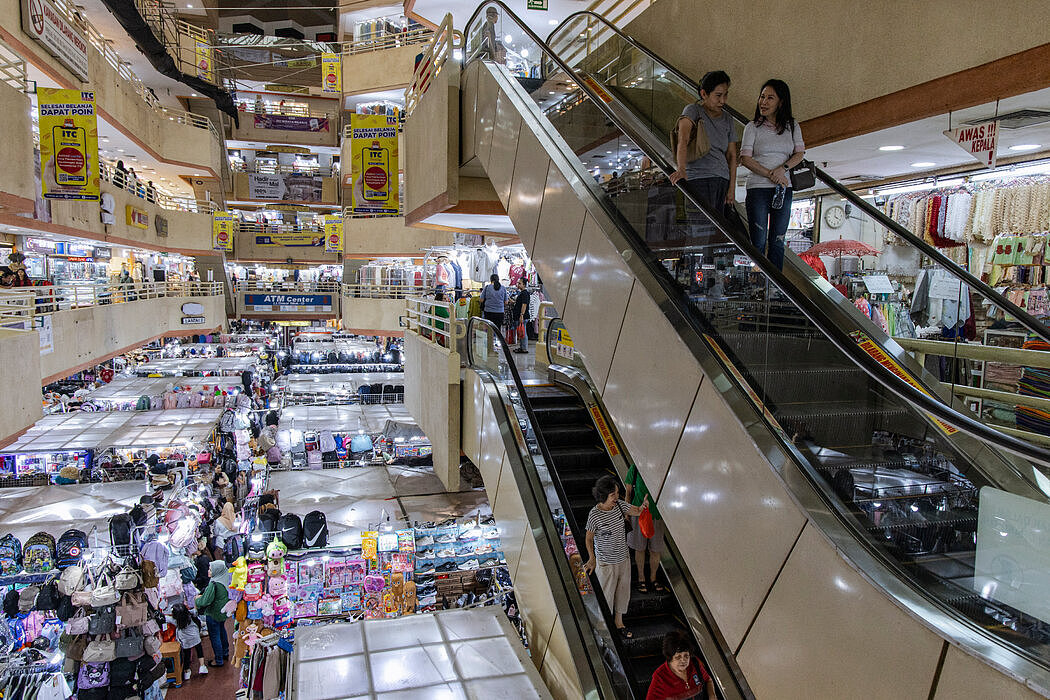 印尼经历“中国冲击”:大量商品涌入击垮本土产业(组图) - 5