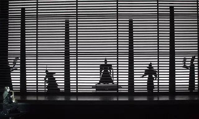 消息传来！著名导演在家中去世（组图） - 7