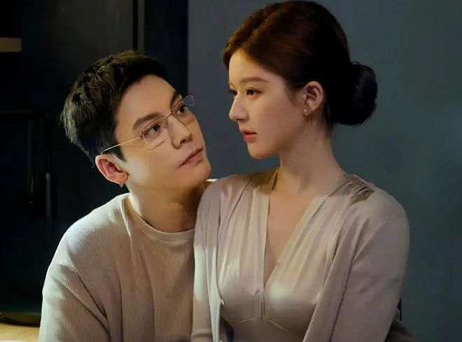 赵露思跟公司矛盾升级！本人疑似被雪藏无戏可拍，8月行程都没有（组图） - 8