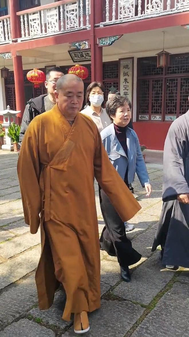 释永信61岁徒弟发声,称愿意为他养老,两人曾合作《新少林寺》(组图) - 10
