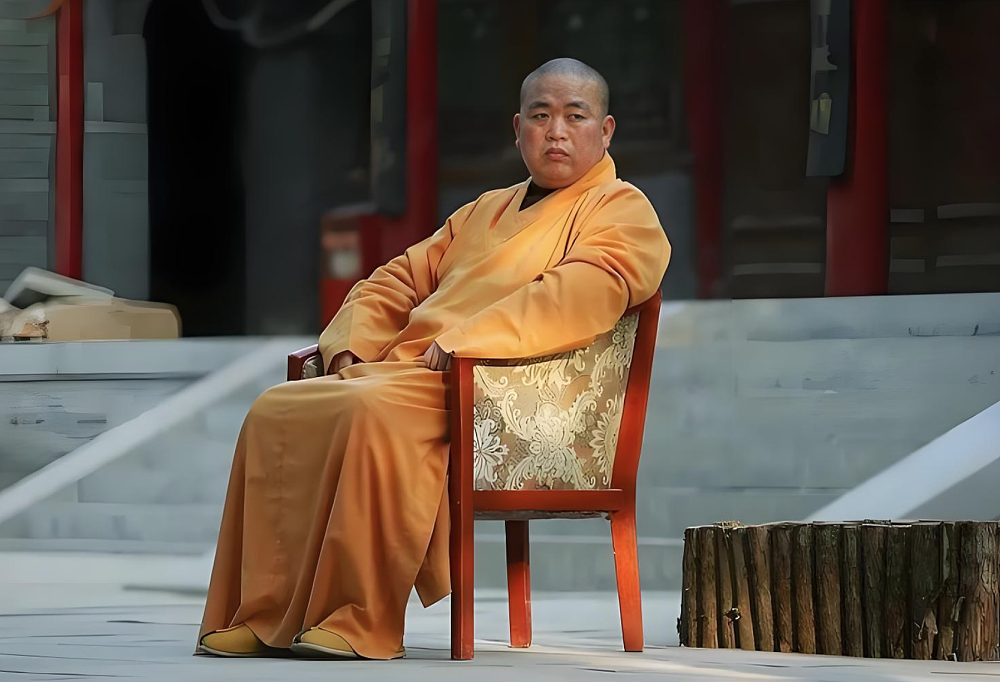 释永信被查，半个娱乐圈噤声，这位导演说哪怕十恶不赦也为其养老（组图） - 1