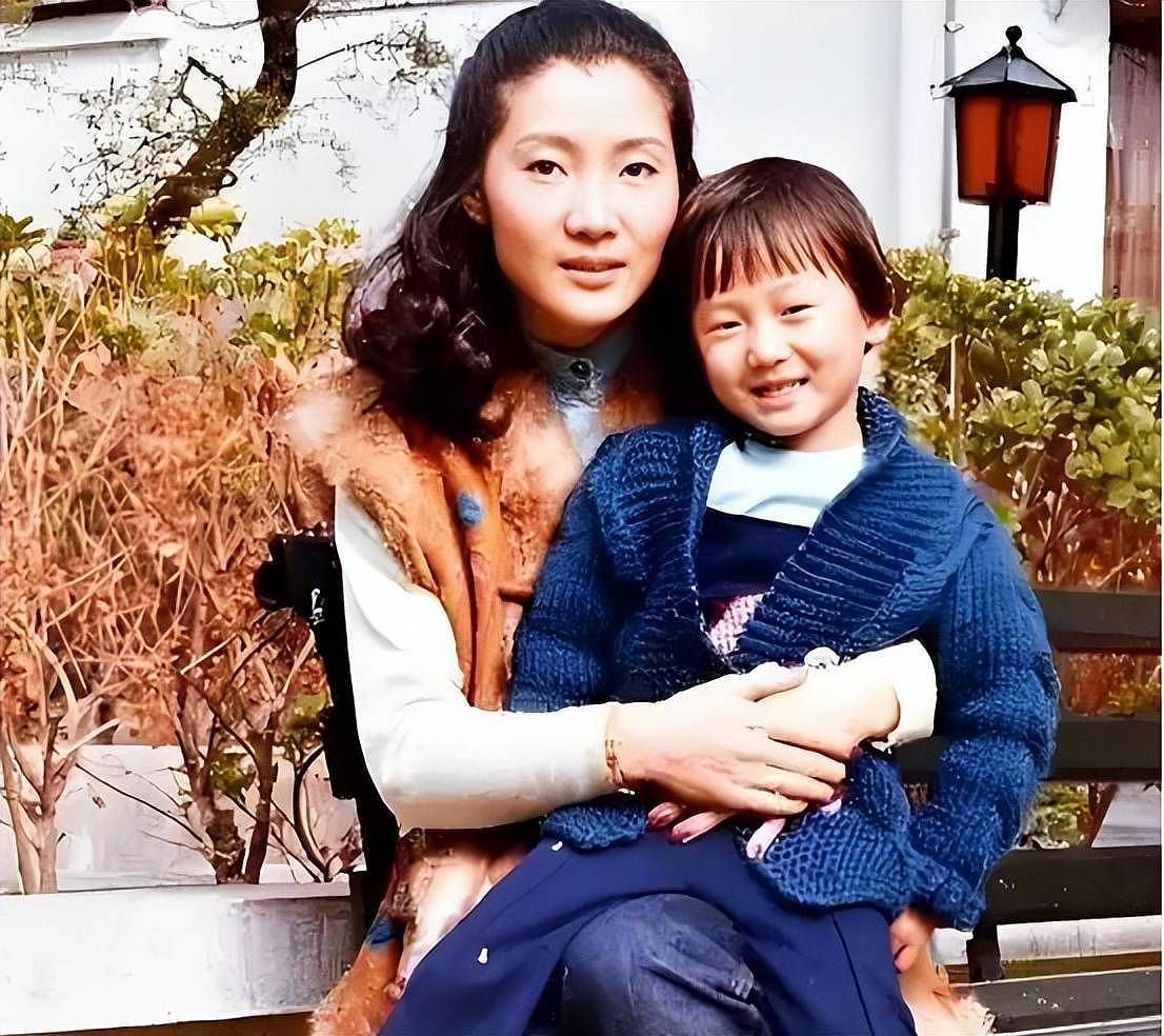 60岁知名女星与师父结婚，同前师娘情同姐妹（组图） - 8