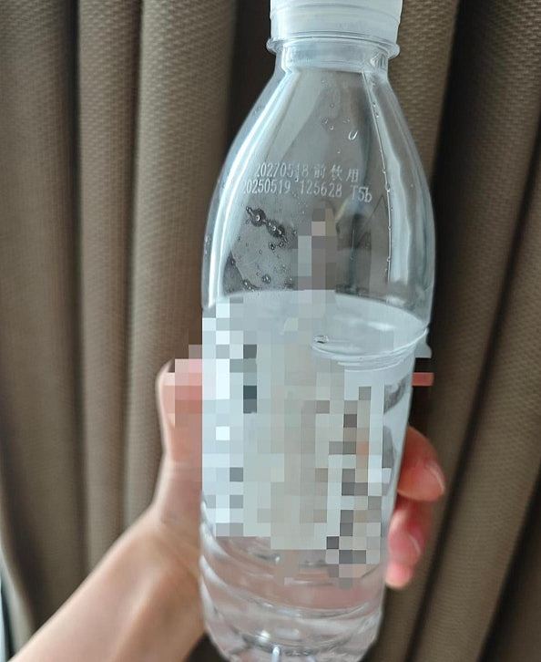 西安女住连锁酒店喝出“咸味矿泉水”！连夜带孩子去医院检查（组图） - 2