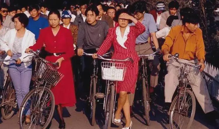 越来越多人怀念八十年代,实质是对觉醒、宽容和人性回归的期盼(组图) - 3