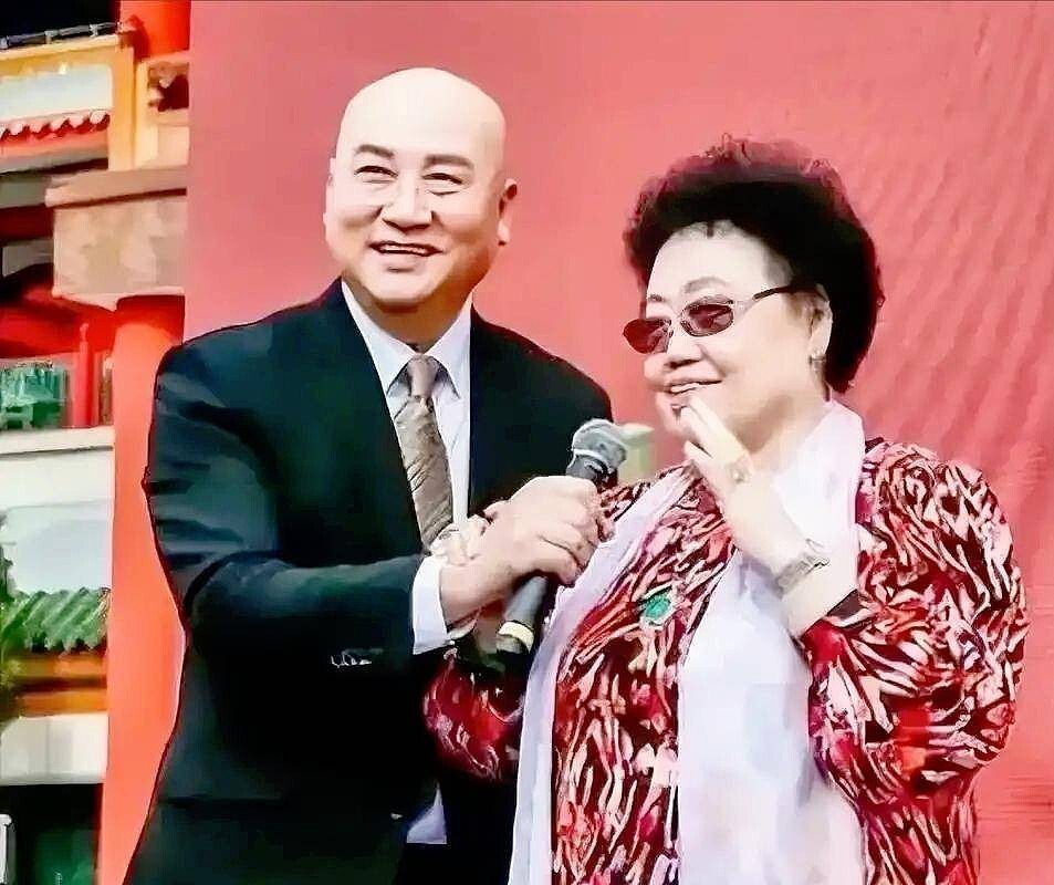 72岁迟崇瑞卖房带货，入赘豪门33年，他得到了什么？（组图） - 13