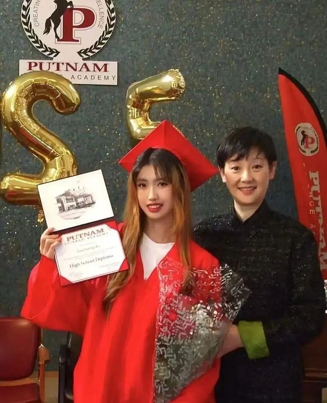 58岁徐帆与冯小刚离婚?徐帆回应了,其女儿发声(组图) - 2