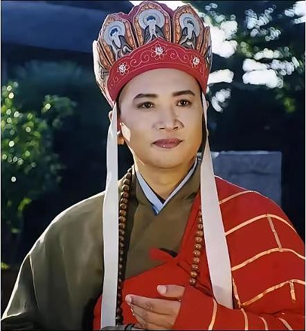 72岁迟崇瑞卖房带货，入赘豪门33年，他得到了什么？（组图） - 1