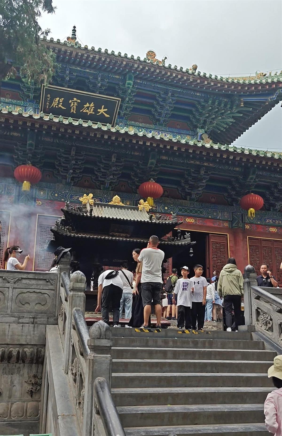 记者实探少林寺:不卖香了,还在卖药膏(组图) - 3