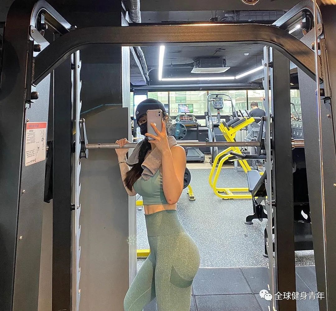 【美女】37岁的她，脸和身材不符，说她27岁都嫌大？（组图） - 9