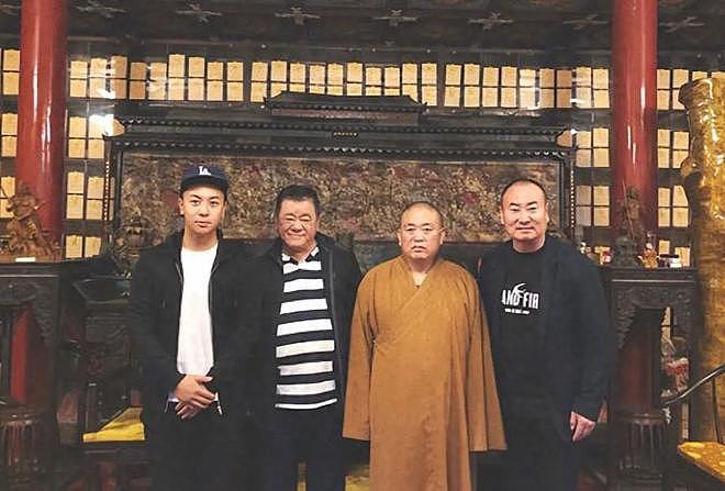 被亲爹吸血,遭师父连累,37岁的“背锅侠”释小龙,太冤了(组图) - 18