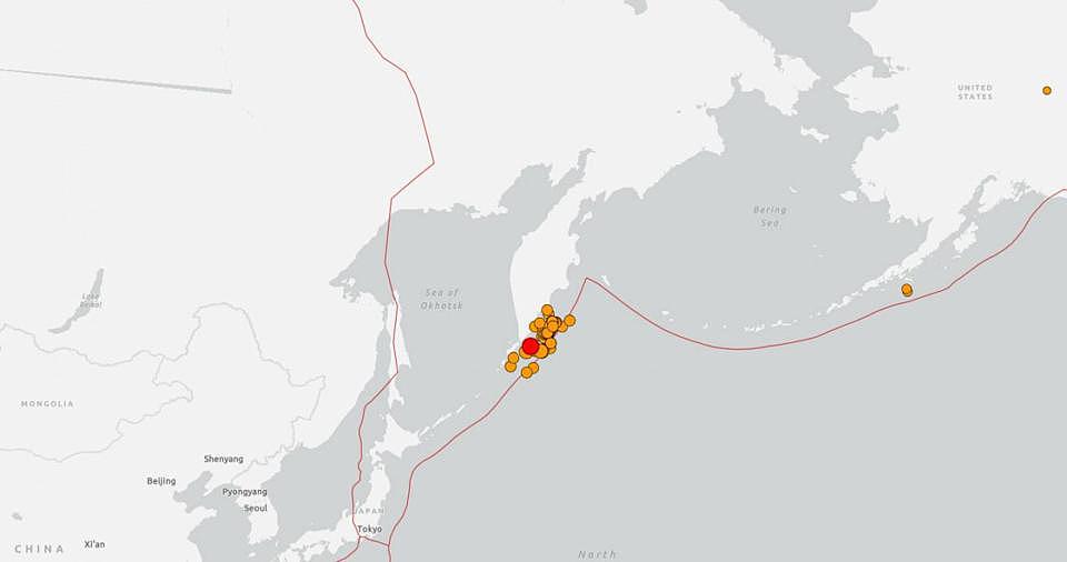 俄罗斯东部外海规模6.8强震深度35公里，休眠450年火山首喷发（图） - 1
