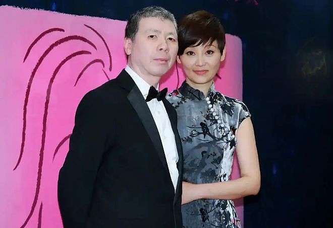58岁徐帆与冯小刚离婚?徐帆回应了,其女儿发声(组图) - 5