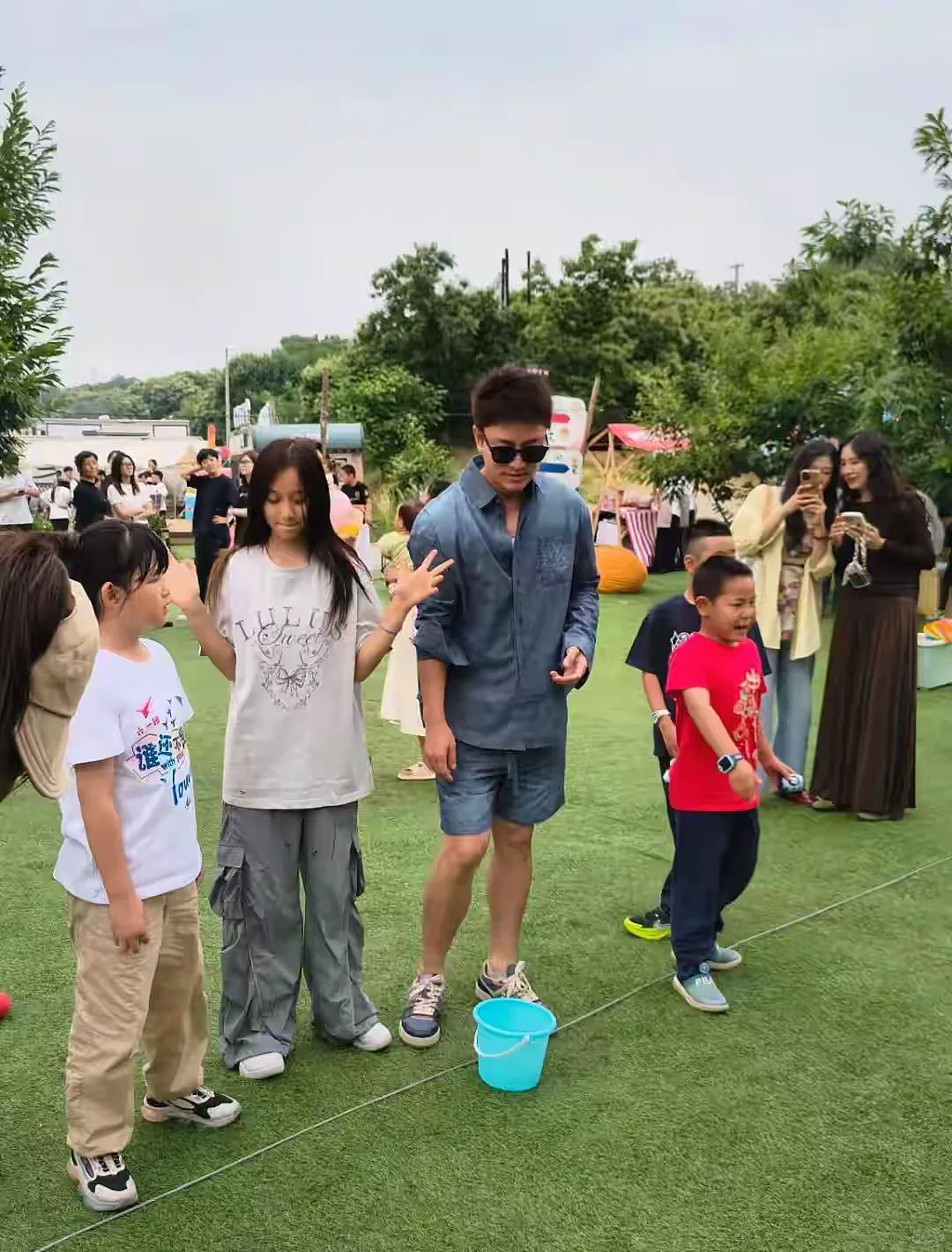 甜馨的评论区，疯子太多（组图） - 31