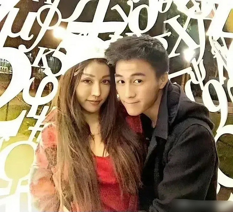 何猷君否认有私生子后前女友突然晒娃，曝做单亲妈妈儿子生父成谜（组图） - 9