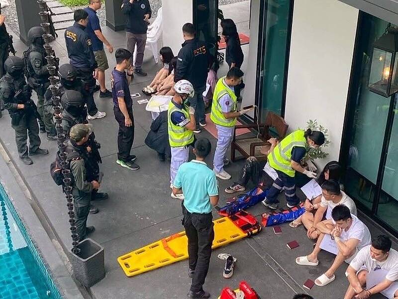 豪宅沦诈骗基地！泰警突袭围攻，18名中国人逃窜“当场摔断腿”（组图） - 1