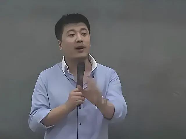张雪峰被爆包养小12岁小情人,当教育遇上桃色,难道要塌了?(组图) - 9
