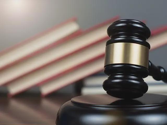 离异女子骗网友77万,其中64万打赏主播,获刑11年(图) - 1