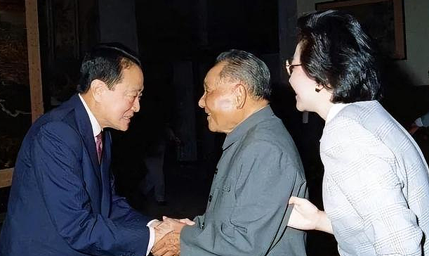 背20块帆布包的豪门千金,接班960亿商业帝国(组图) - 4