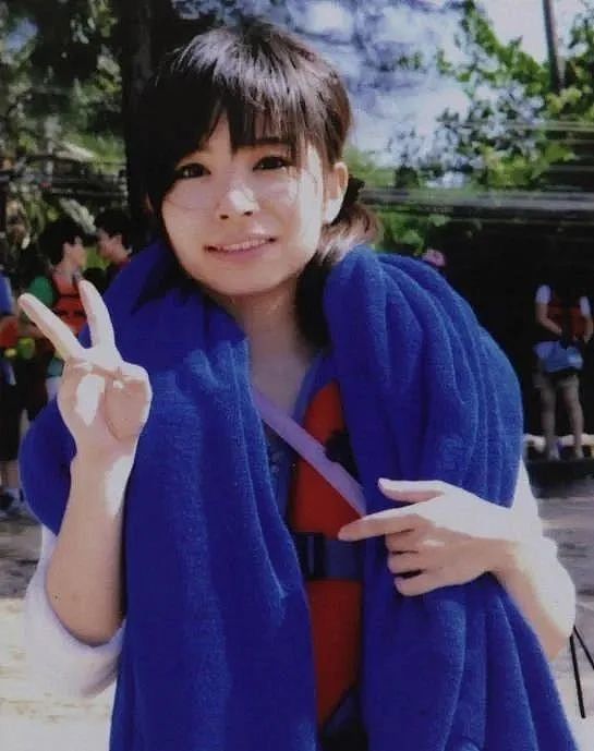 千亿豪门突然冒出私生女：2岁没了爹，39年后归来争遗产？（组图） - 1