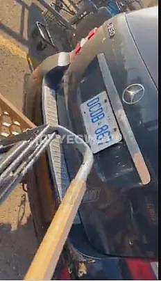 华裔女市长“欢迎难民家庭”遭网暴！被骂到删帖，视频疯传：竟有人开奔驰明抢Safeway（组图） - 15