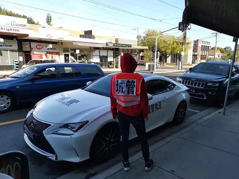 澳大利亚人抗议在车上贴中国八一军徽!吓得还以为是中国来抓他的(组图) - 19