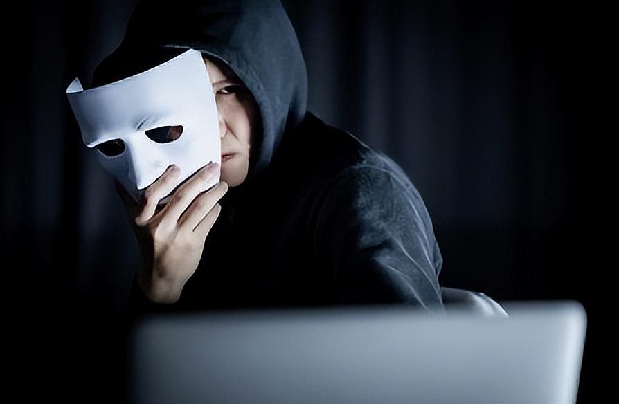 注意身边的武大诬告姐和广西亮证姐，别承担了TA们的因果（组图） - 3
