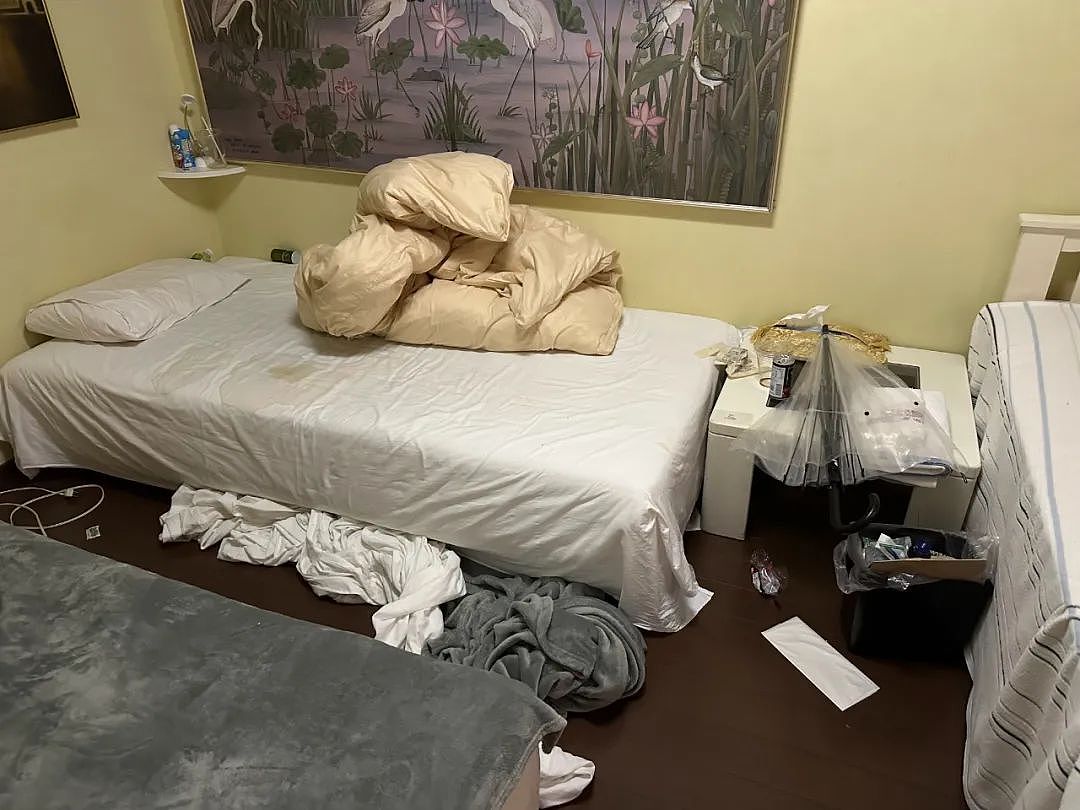 日本民宿老板网上挂中国游客把房间住成垃圾场,床上留下不明液体!引2000万人围观(组图) - 9