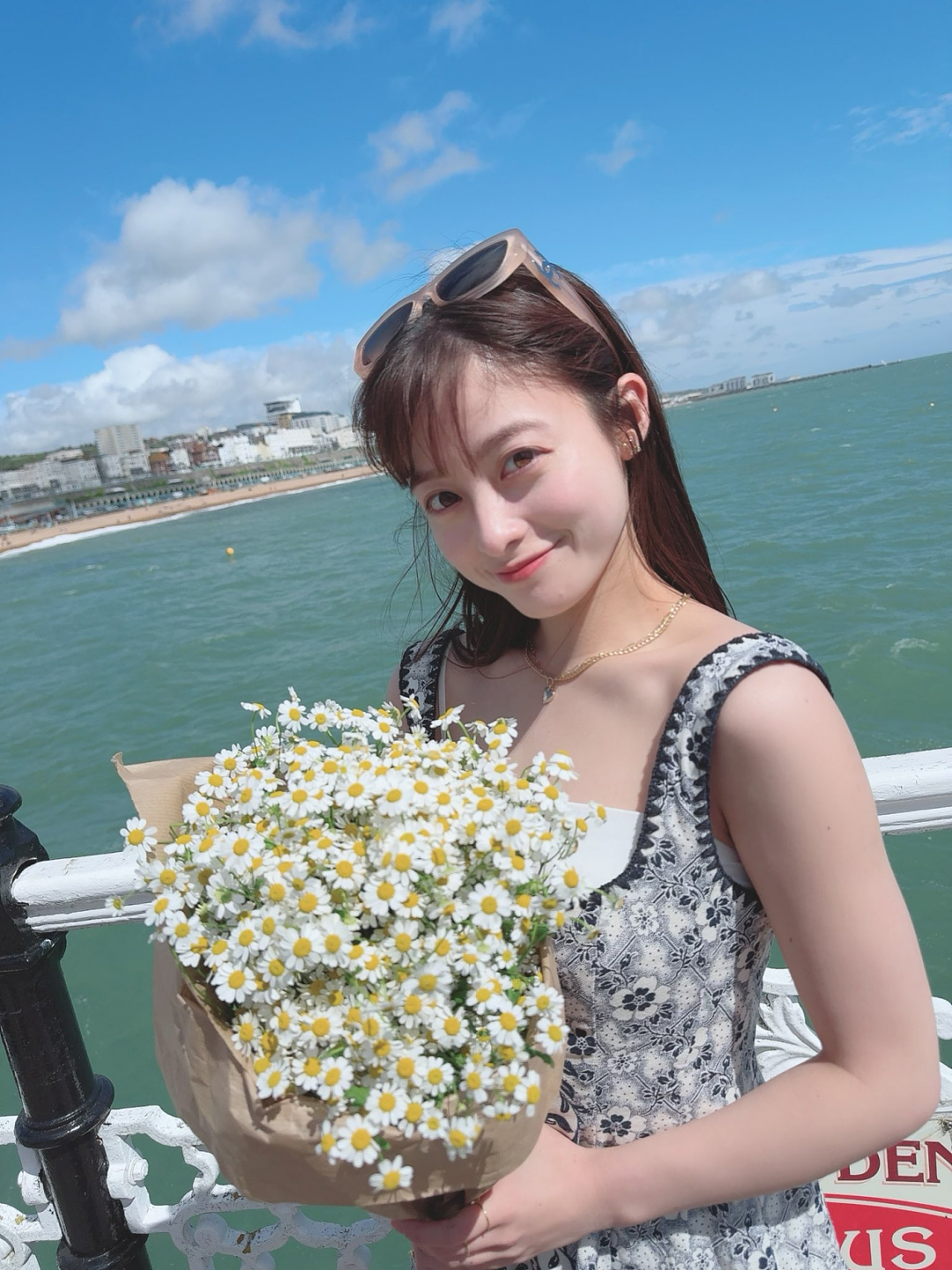 日本“千年一遇美少女”被逼婚？未婚夫怕她太红急领证，自曝拍婚纱见家长住她买的3亿豪宅？（组图） - 11