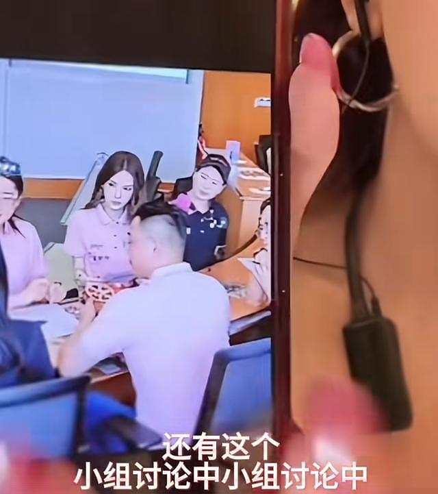 网红“迅猛龙”正式入读复旦，班级合照登热搜第一，直言“不想跟同学社交，占用休息时间”（组图） - 8
