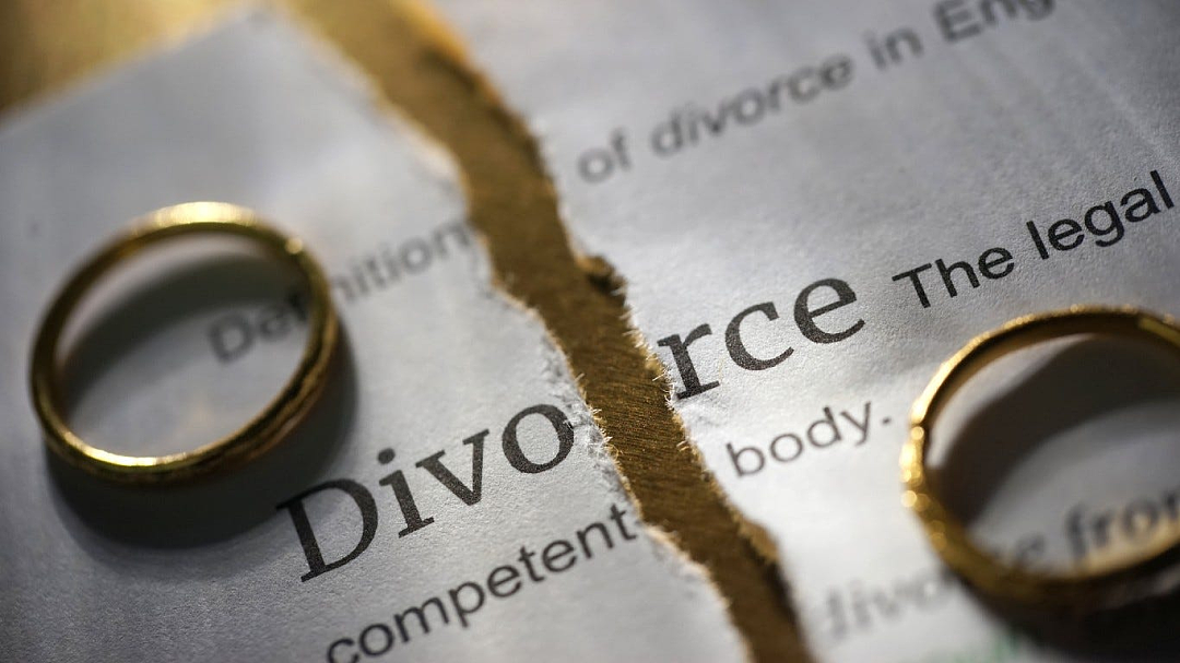 大反转！英男子和身价6亿富婆离婚只分到300万怒告前妻，法官力挺：女方有错（组图） - 3