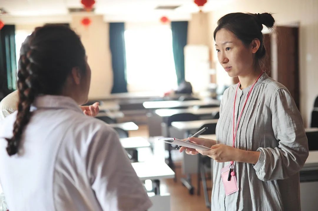 “光鲜亮丽、情绪稳定的新手妈妈，只存在于网络”（组图） - 5