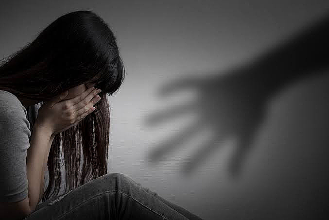 澳“兽父”性侵亲生女儿，致其怀孕产子！作案长达4年，因量刑过重获减刑（组图） - 4