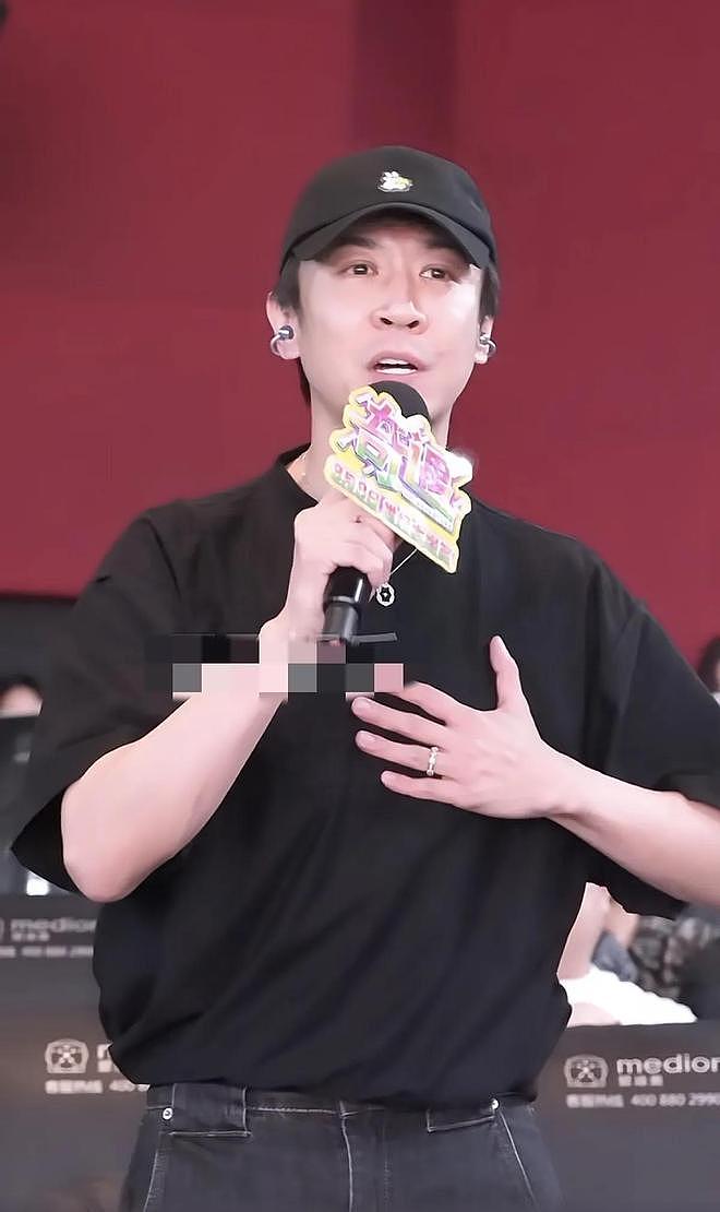张维伊与董璇结账吵架后公开亮相,面容憔悴好显老,疑遭婚姻折磨(组图) - 6