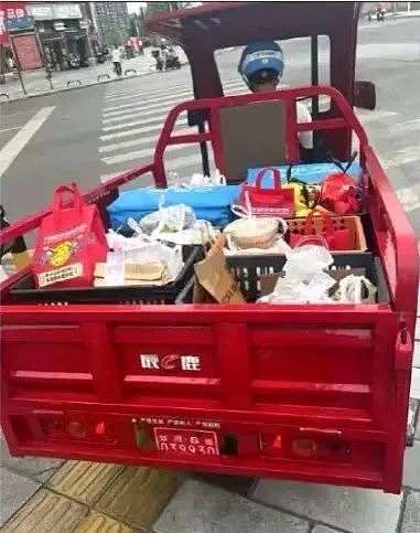 “外卖大战”第1批受害者,住院了(组图) - 12