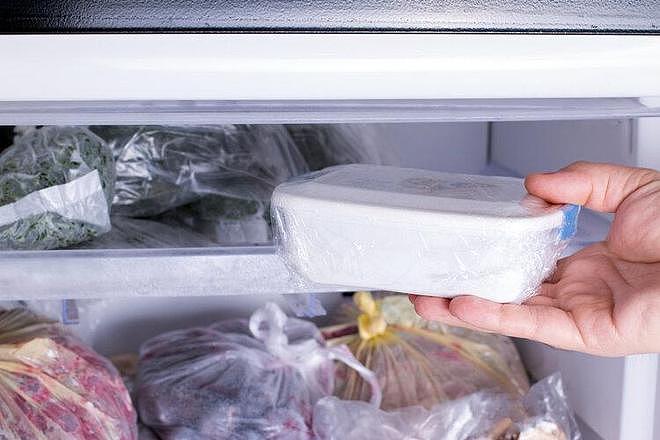 【健康】53岁男子确诊胃癌,提醒:冰箱久置的4种食物,或是癌症“帮凶”(组图) - 1