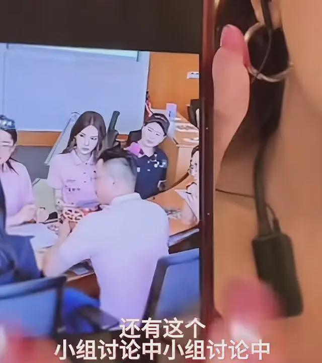网红“迅猛龙”正式入读复旦，班级合照登热搜第一，直言“不想跟同学社交，占用休息时间”（组图） - 8