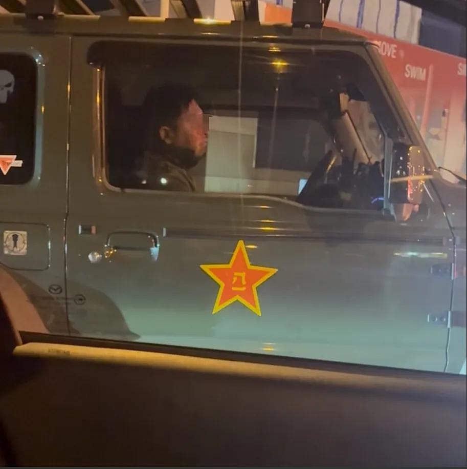澳大利亚人抗议在车上贴中国八一军徽!吓得还以为是中国来抓他的(组图) - 2