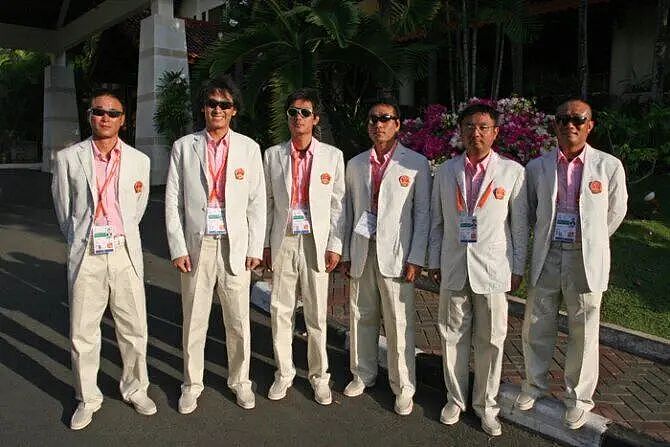 前滑翔伞运动员，50岁“落地”，砸4亿征服中产胃（组图） - 7