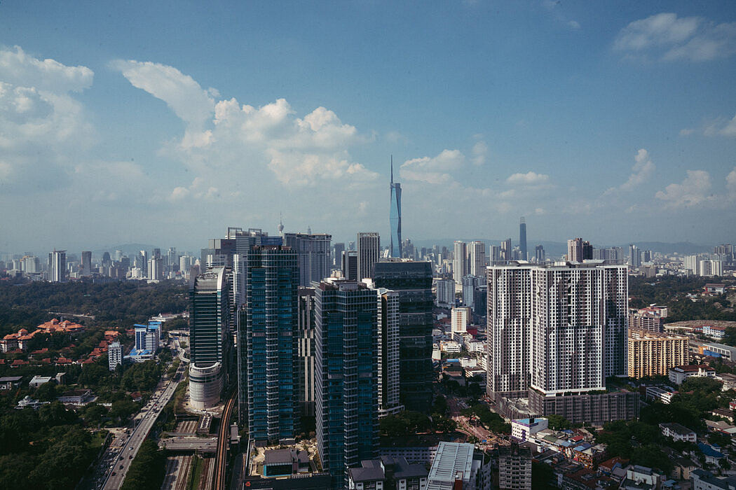 马来西亚的警钟：当特朗普瞄准转口贸易，中国工厂撤离（组图） - 1