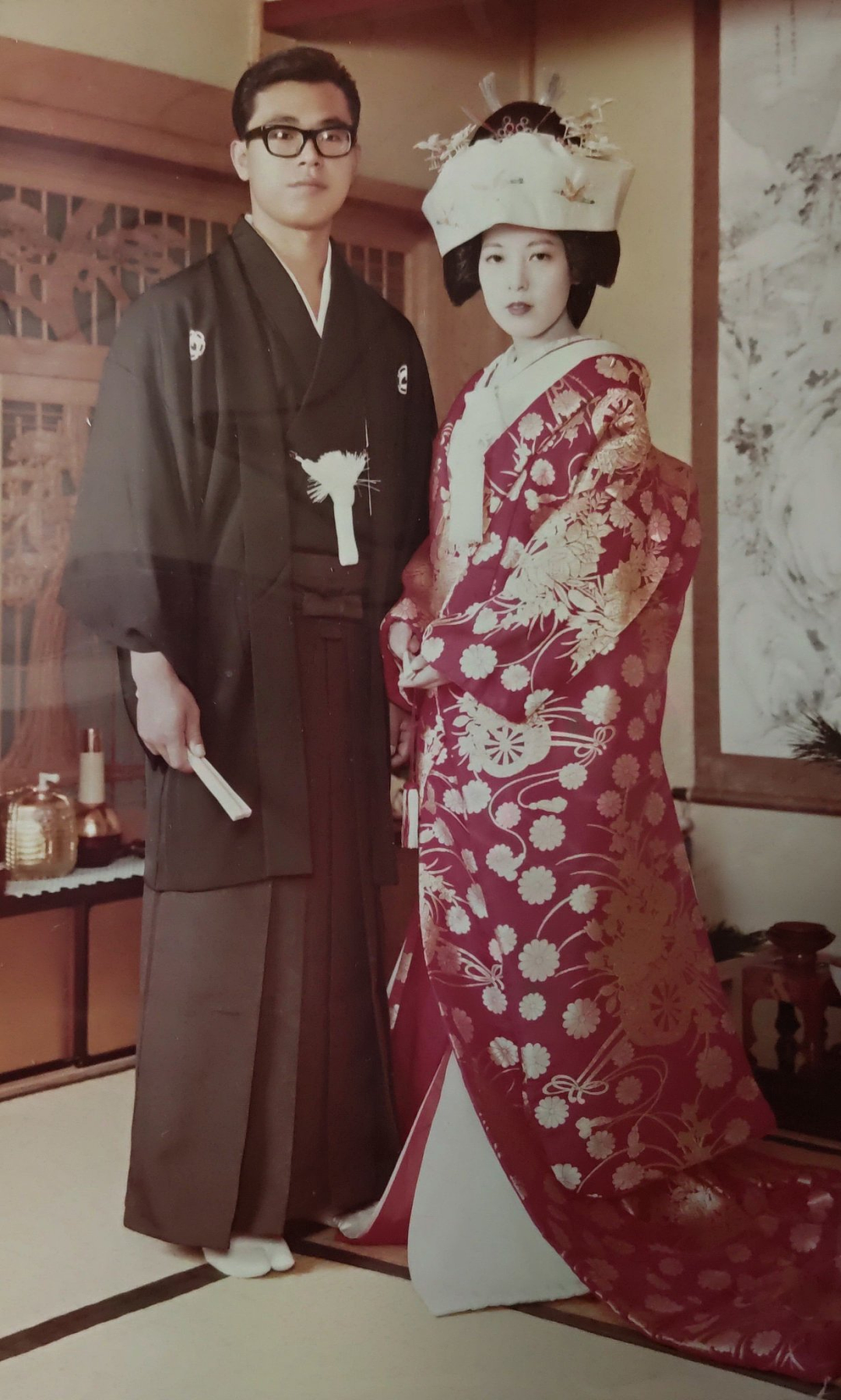 惊艳!日本一网友分享74岁母亲年轻时的照片意外走红!网友:这颜值放现在妥妥大明星(组图) - 14