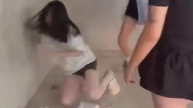 中国四川江油校园霸凌事件引爆抗议活动（组图） - 1