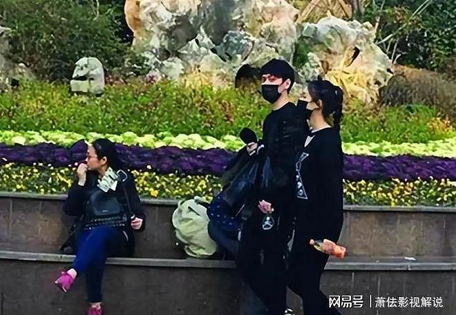 赵丽颖做梦也没想到,自己抛弃的前夫冯绍峰,竟成了别人手中的宝(组图) - 10