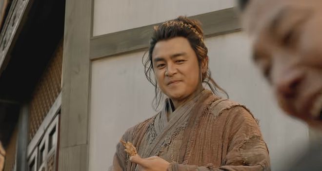 明明一脸褶子浑身赘肉,45岁硬演 “少年洪七公”,内娱没人了么(组图) - 6