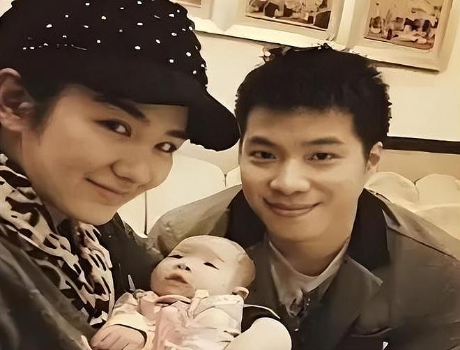 丢了面子输了里子，同样是离婚带娃，董璇和黄奕的女儿差距太明显（组图） - 14