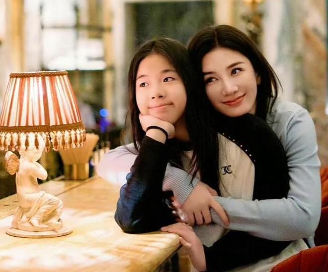丢了面子输了里子，同样是离婚带娃，董璇和黄奕的女儿差距太明显（组图） - 28